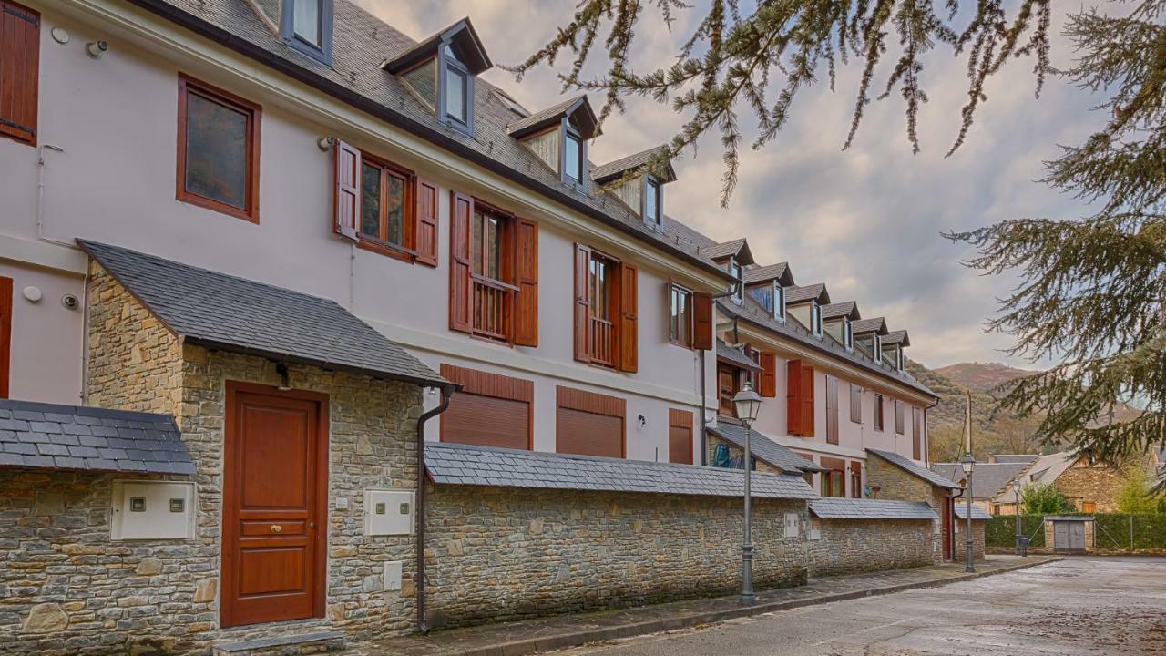 Saplan Real Estate Montlude Apartment Les Bagian luar foto