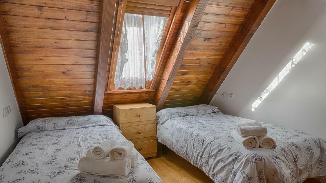 Saplan Real Estate Montlude Apartment Les Bagian luar foto