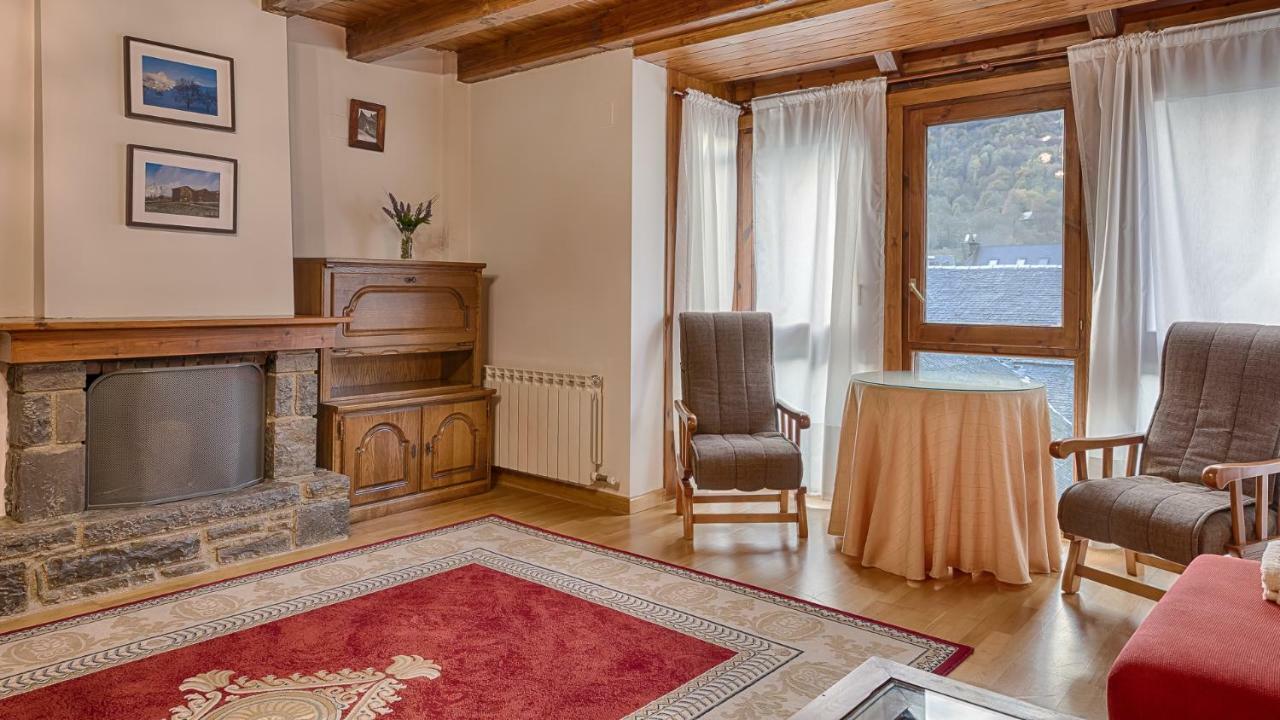 Saplan Real Estate Montlude Apartment Les Bagian luar foto