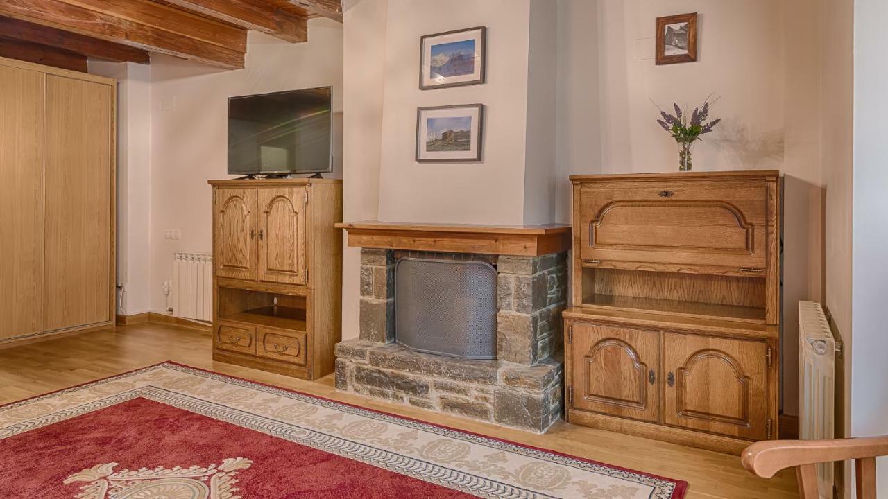 Saplan Real Estate Montlude Apartment Les Bagian luar foto